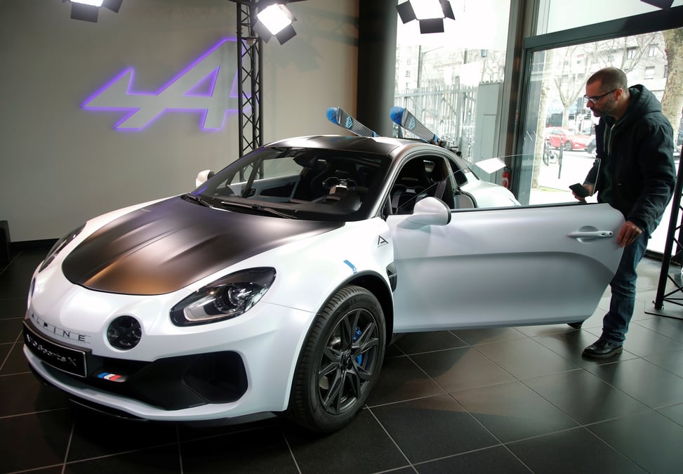 Inauguration de l'alpine a110 legende gt
