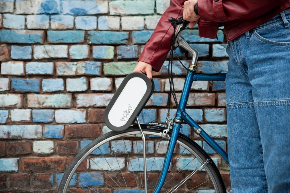 La start-up industrielle nanto-lilloise Vebo a imaginé un boîtier qui permet une assistance électrique à un vélo classique.