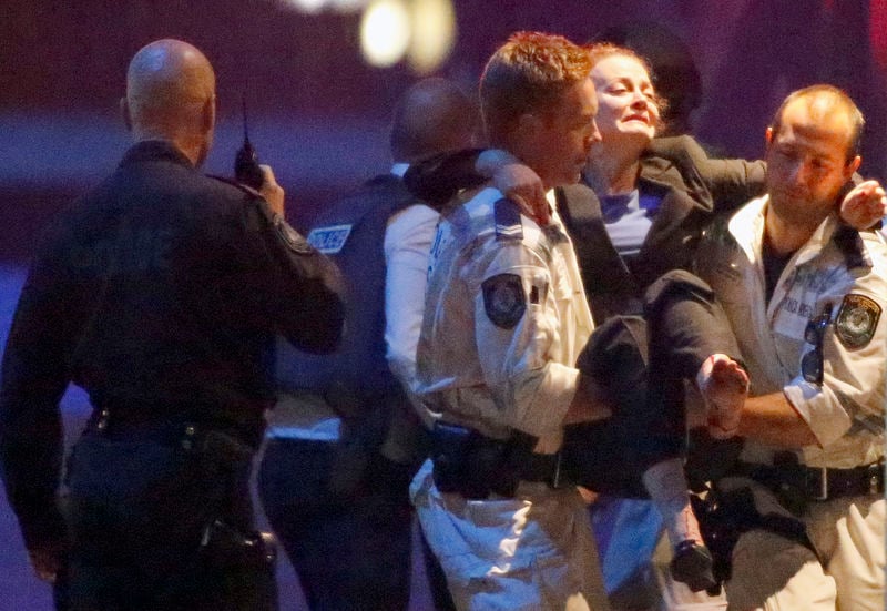 Trois personnes tuées dans la prise d'otages à Sydney