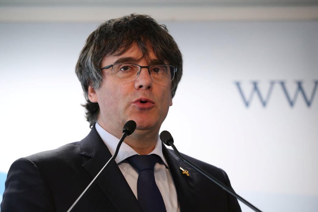 Un mandat d'arret europeen emis contre le catalan carles puigdemont