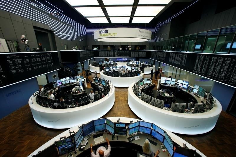 Poursuite du rebond des bourses europeennes a mi-seance