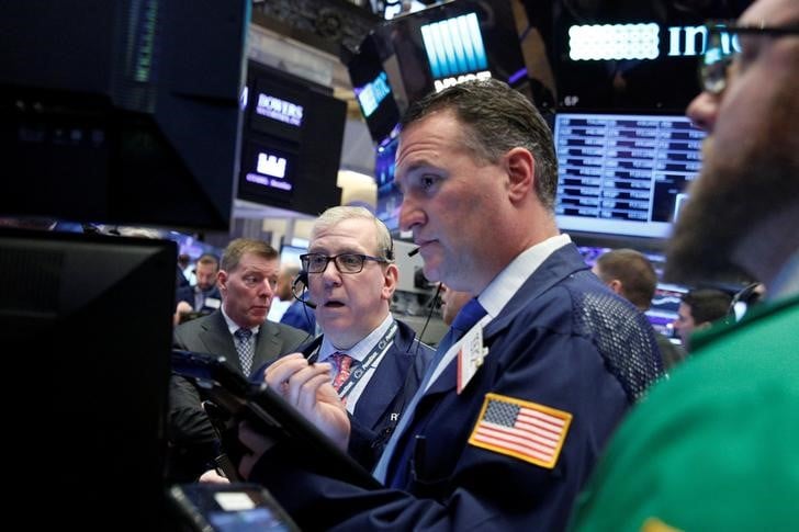 La bourse de new york finit quasiment inchangee