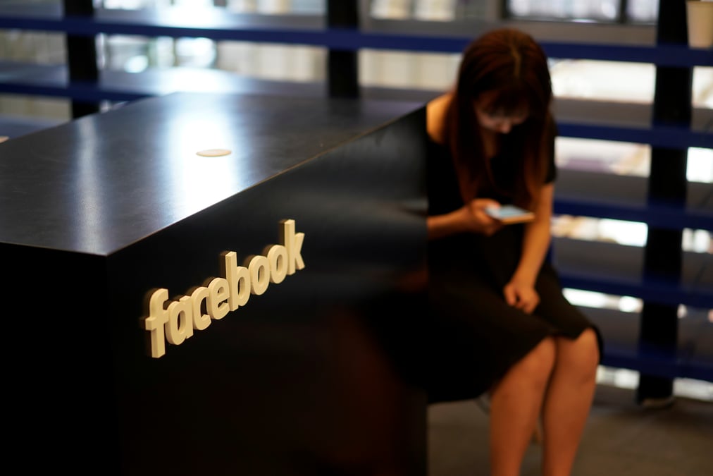 Facebook supprime le compte du chef de l'armee birmane