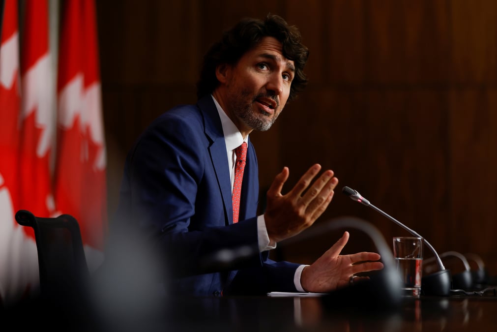 Le canada pourrait autoriser les voyageurs entierement vaccines des le mois de septembre