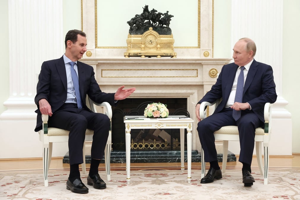 Le president russe poutine et le president syrien assad se rencontrent a moscou