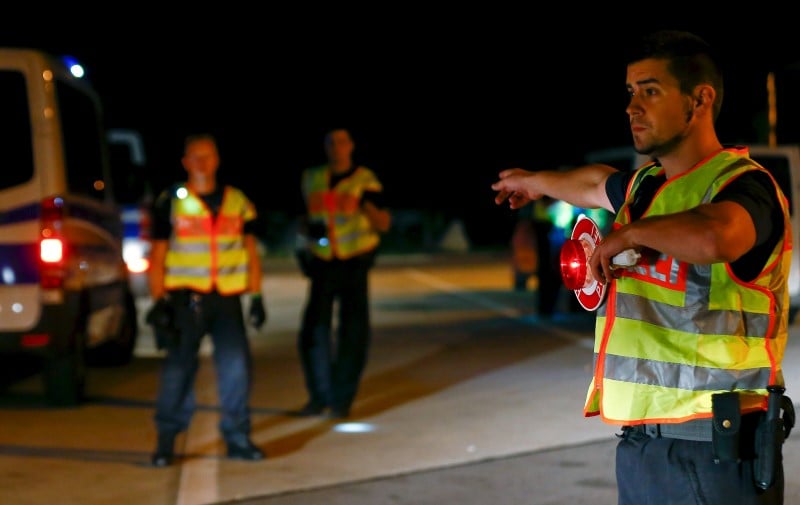 L'allemagne retablit des controles a ses frontieres