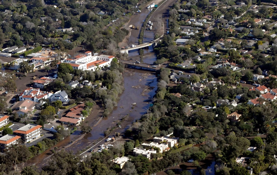 Des coulees de boue en californie font au moins 17 morts