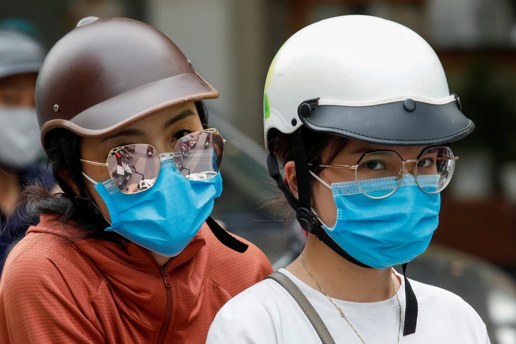 Coronavirus: la progression chez les jeunes inquiete l'oms