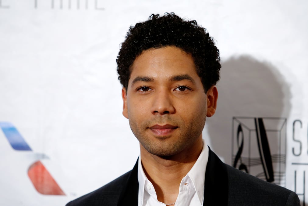 Usa: l'acteur jussie smollett arrete pour avoir invente une agression
