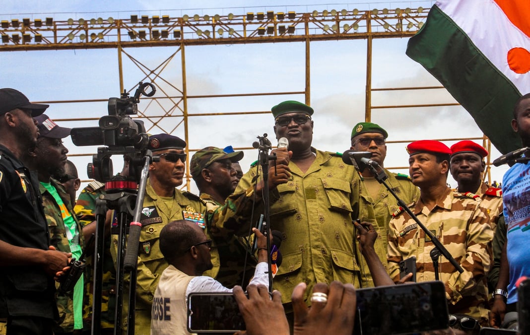 Des militaires ayant participé au coup d'Etat qui a renversé le président Mohamed Bazoum au Niger.