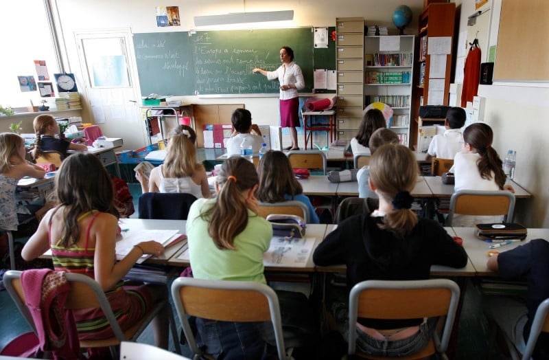 Un texte de loi face a la pedophilie a l'ecole