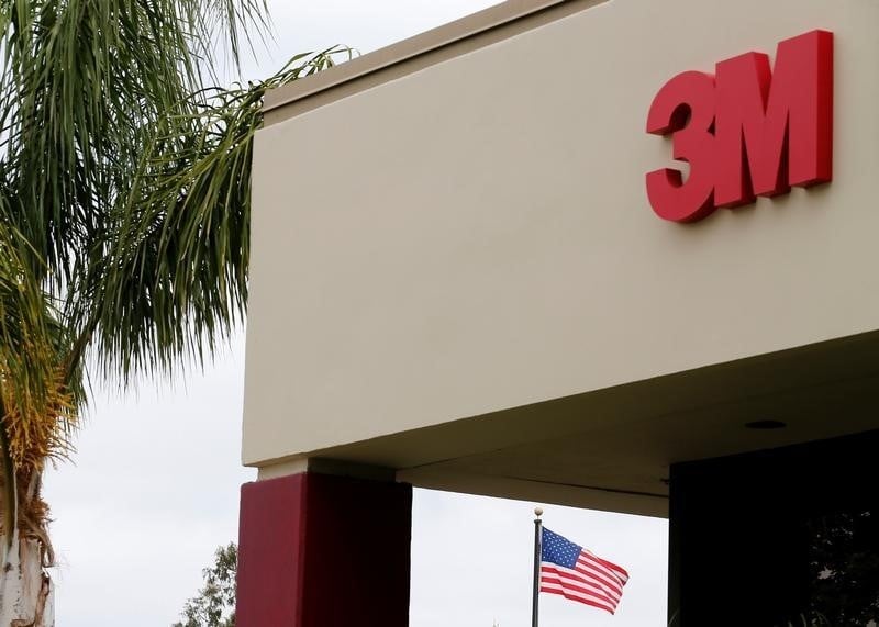3m reduit ses previsions