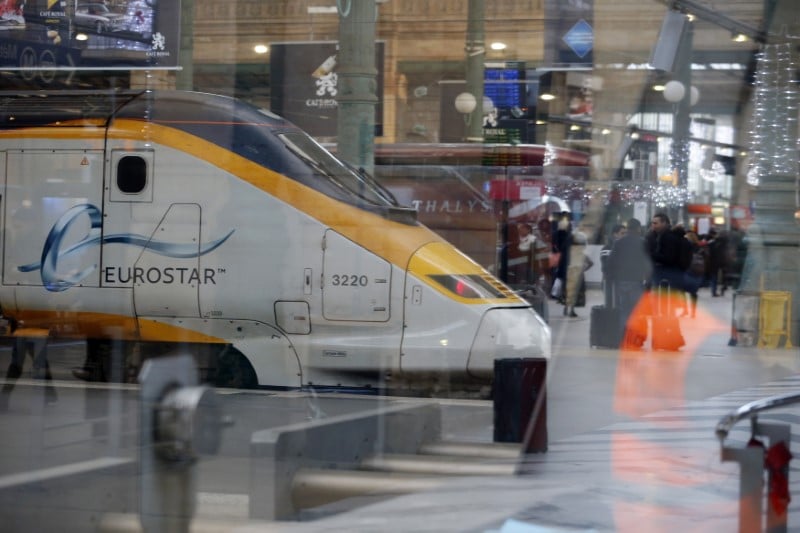 Un homme meurt electrocute sur un eurostar a paris