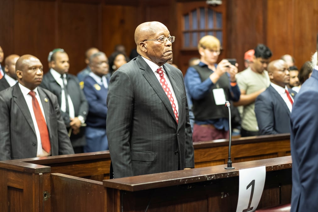 Zuma comparait a nouveau pour corruption en afrique du sud