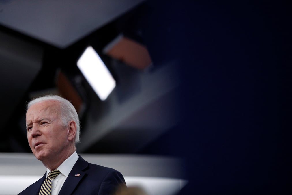 Joe biden promet des drones et des systemes anti-aeriens a l'ukraine