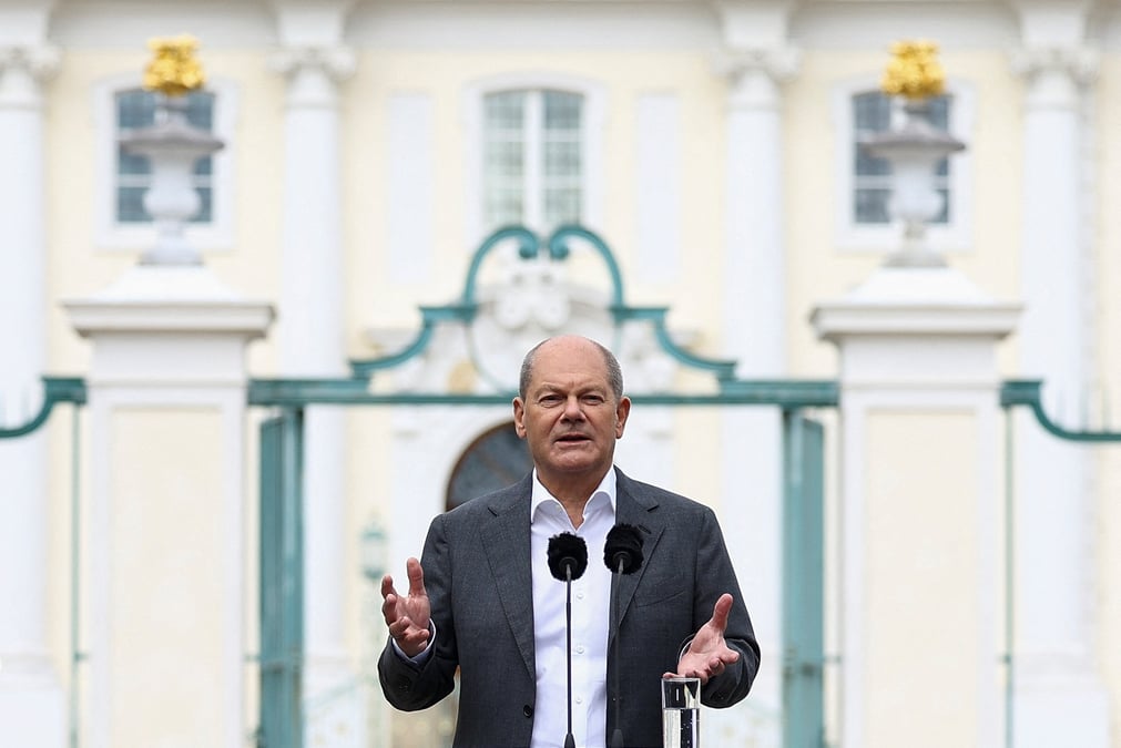 Reunion du cabinet allemand au chateau schloss meseberg, pres de gransee