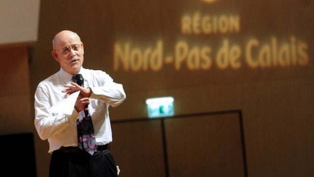 Pour Jeremy Rifkin (en photo), le "New Deal vert" se traduit par une "transformation complète de l'économie vers un nouveau paradigme".