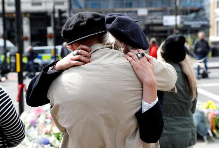 Un francais mort, deux disparus apres l'attentat de londres