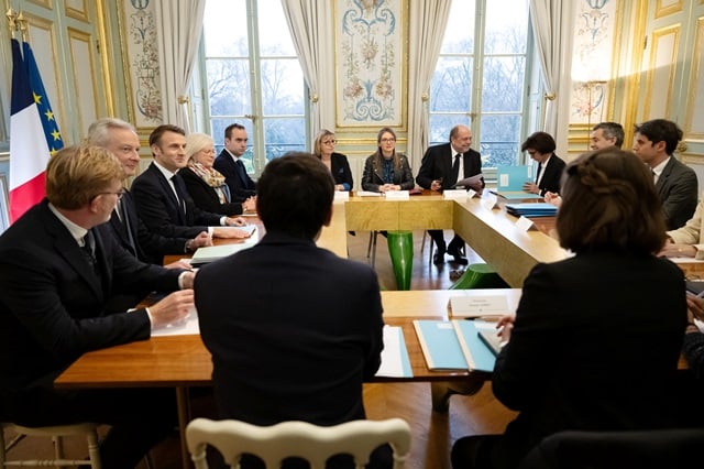 Le premier conseil des ministres du gouvernement Attal vendredi 12 janvier.