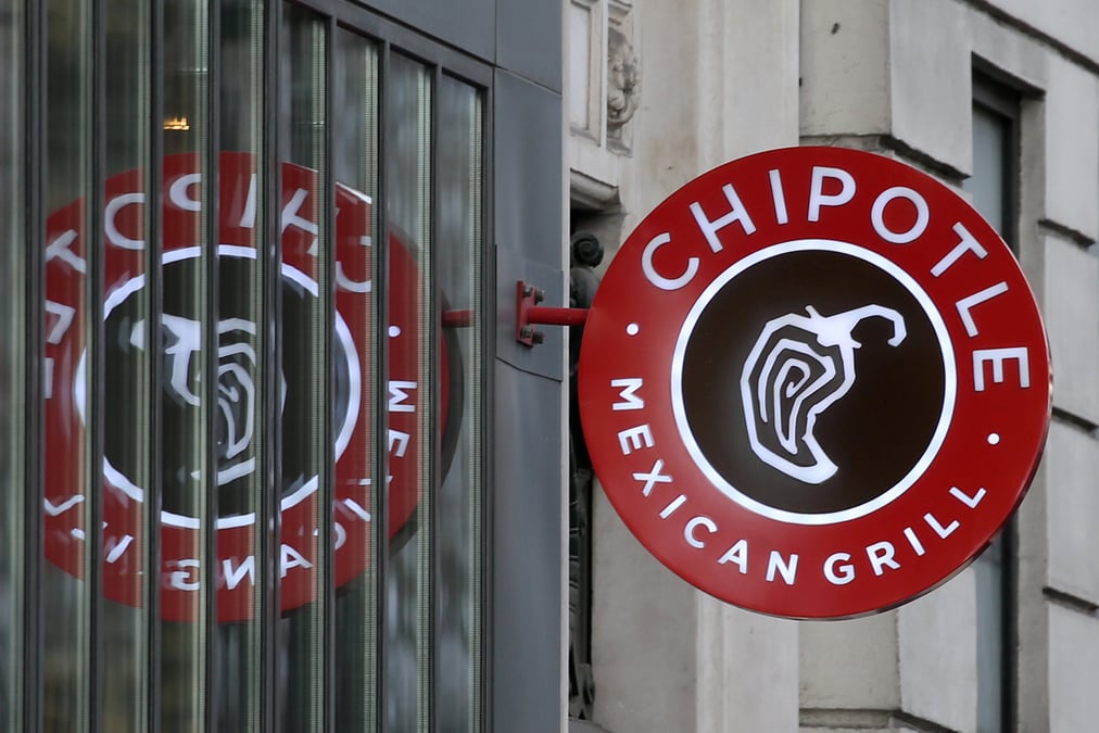 Chipotle recrute un nouveau directeur general, le titre grimpe