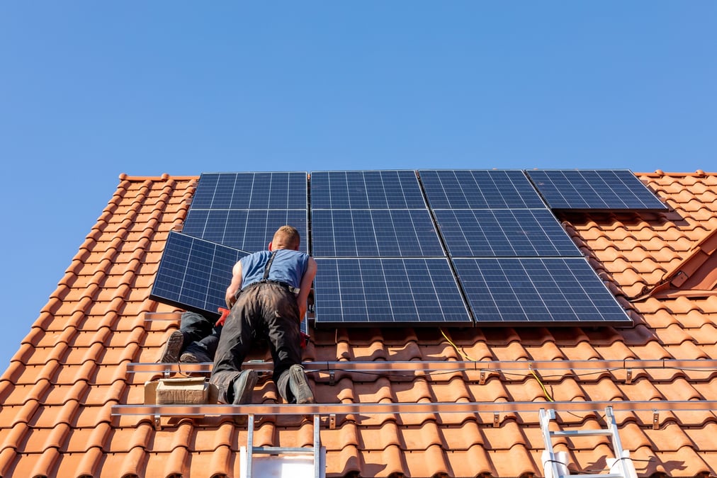Quels sont les avantages du photovoltaïque avec Open Energie ?