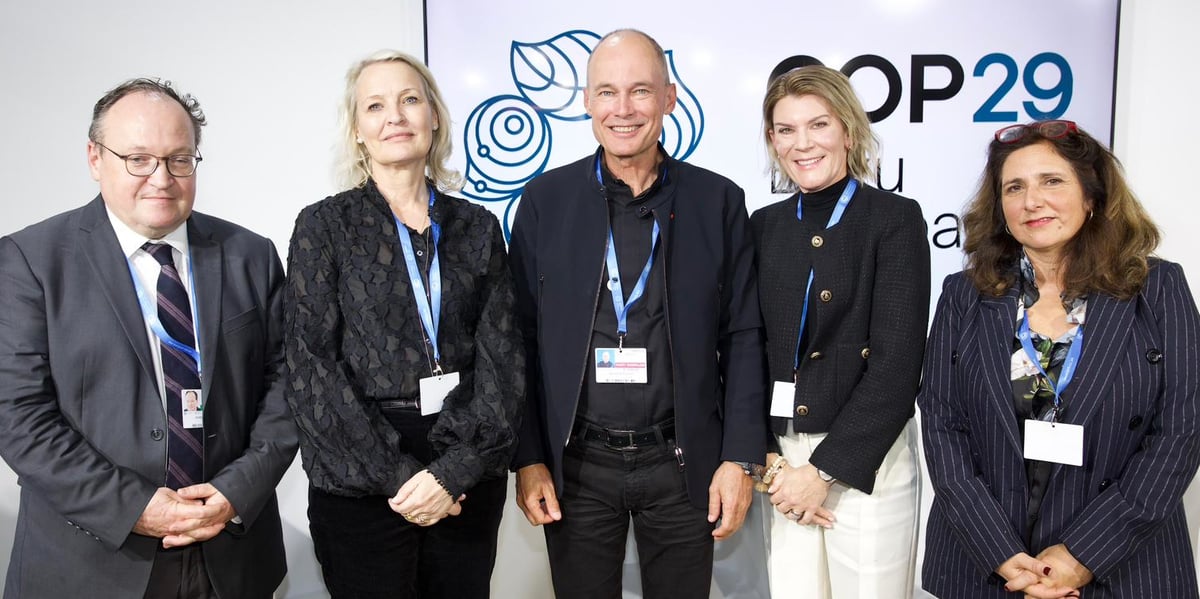 Bertrand Piccard, Ambroise Fayolle, vice-président de la BEI, Elina Roina, vice-présidente de la DG Opérations de la BEI, et Ditte Juul-Jorgensen, de la DG Énergie de la Commission européenne.