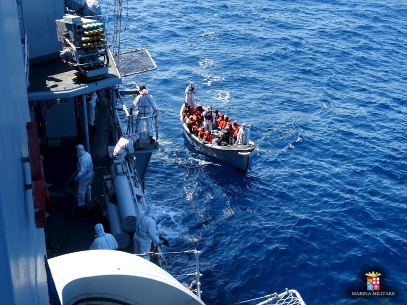 Sauvetage de quelque 3.000 migrants mardi au large de la libye