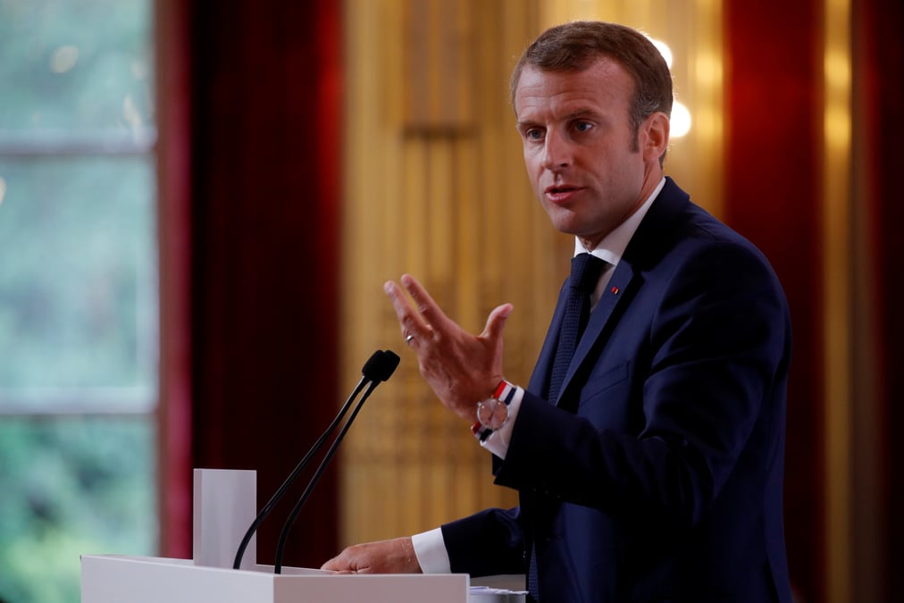 Le maintien d'assad en syrie serait une "erreur funeste", declare macron