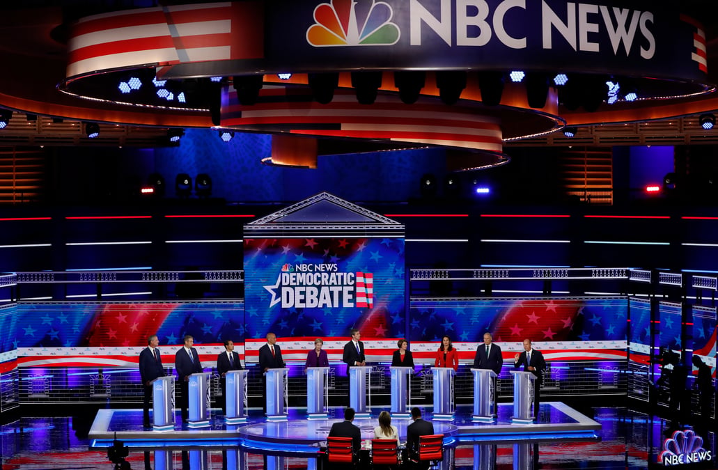 Etats-unis: le debat entre democrates regarde par 15,3 millions de personnes