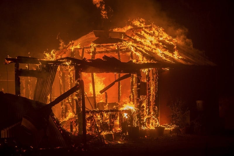 Le nord de la californie en proie aux incendies