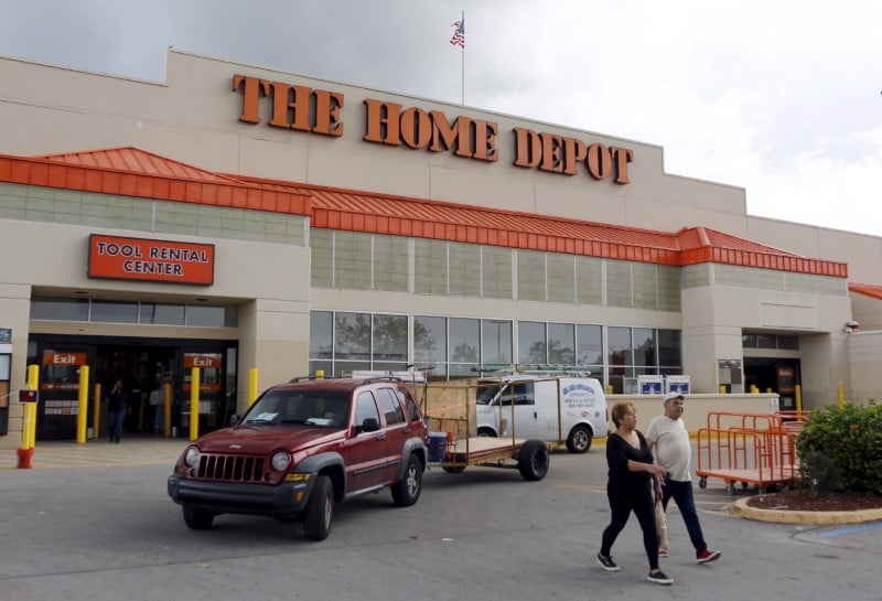 Home depot: 2e trimestre meilleur que prevu et prevision relevee
