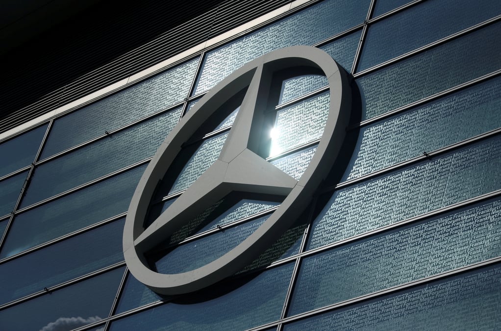 Mercedes-benz: les modeles electriques et haut de gamme dopent les benefices
