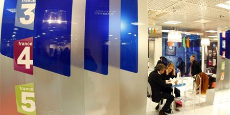 FRANCE TÉLÉVISIONS PRÉVOIT DES RECETTES PUBLICITAIRES SUPÉREURES AUX ATTENTES EN 2009
