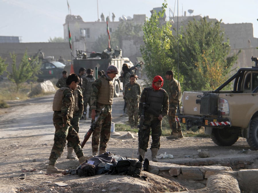 Les taliban attaquent une prison du centre de l'afghanistan