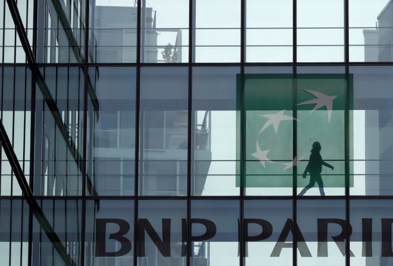 Bnp: ecart de salaires de 38,3% entre femmes et hommes a londres