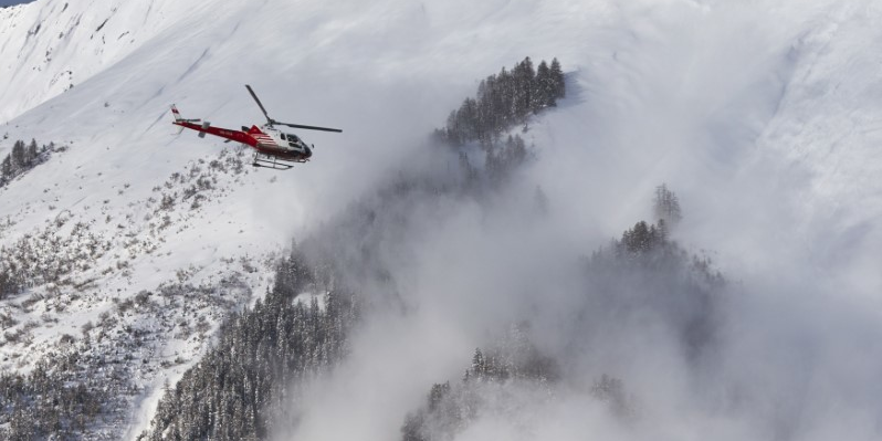 Un skieur francais perit dans une avalanche en suisse