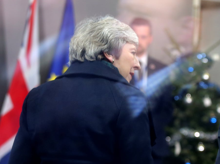 L'ue prete a aider may, mais comment? demande tusk