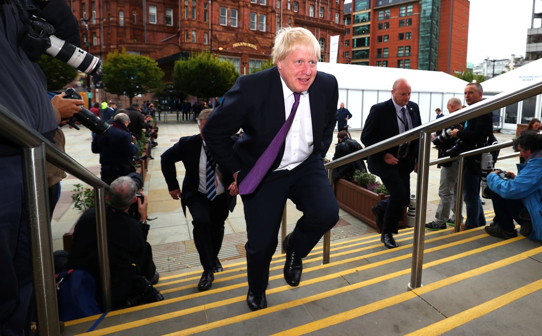 Des deputes libyens exigent des excuses de boris johnson