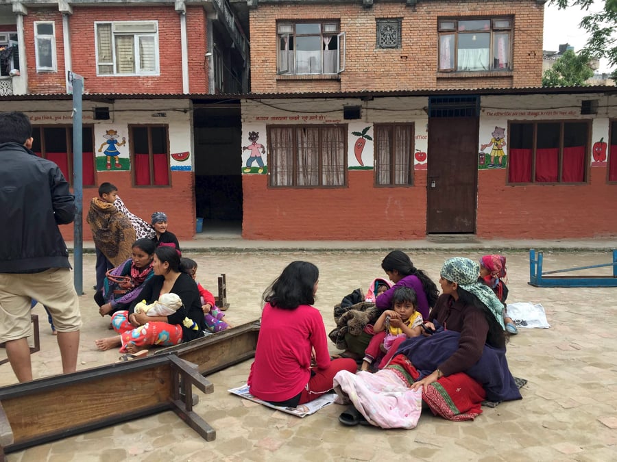 Puissant seisme dans le centre du nepal