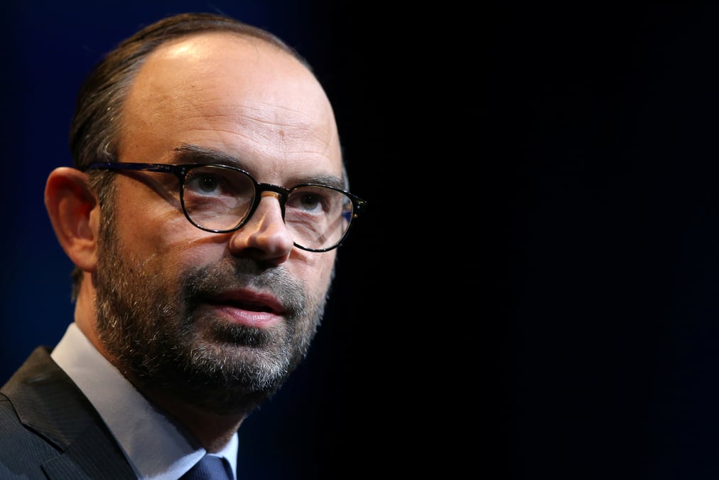 Philippe presente son plan contre les deserts medicaux