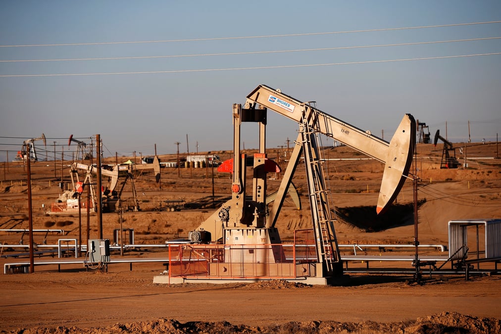 Petrole: washington envisage le plus grand prelevement jamais effectue sur sa reserve strategique, selon des sources