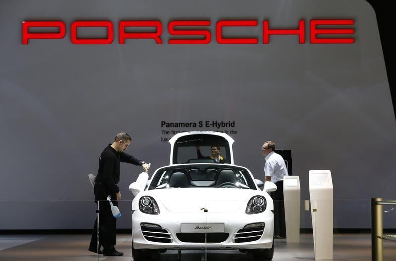 Revers en Allemagne pour les fonds qui poursuivent Porsche