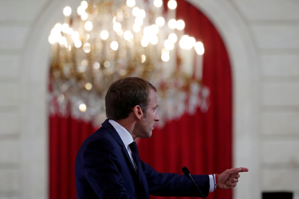 Macron determine a faire reussir l'accord de paris sur la libye