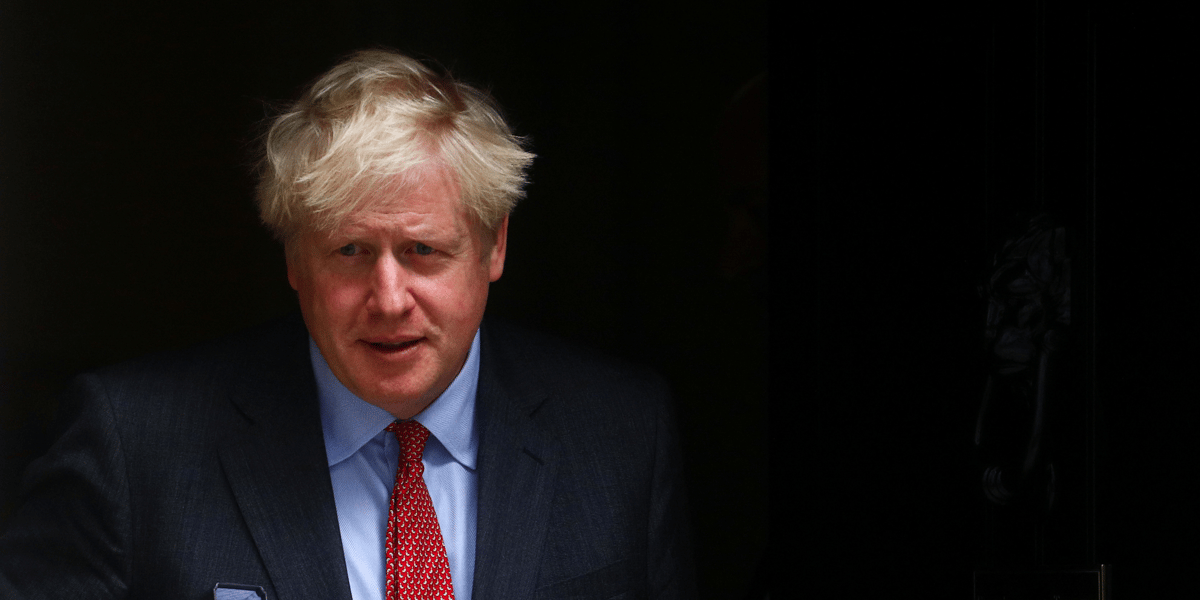 Coronavirus: boris johnson annonce six mois de restrictions
