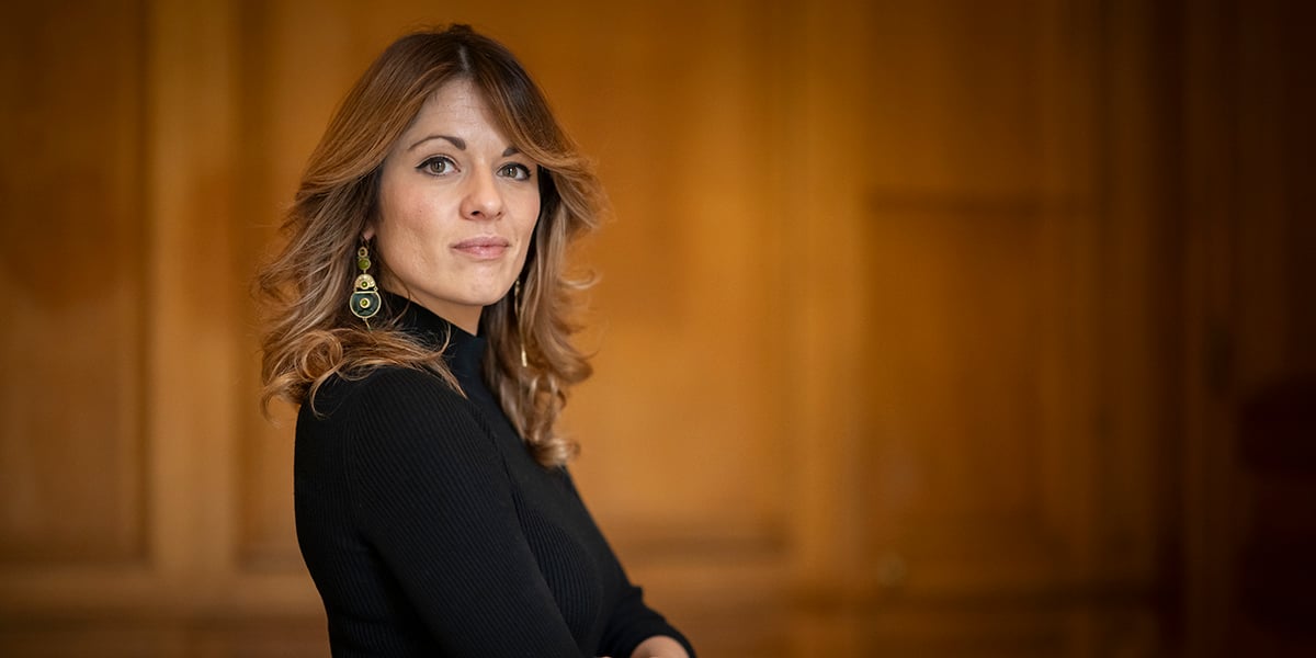 Maud Bregeon, porte-parole du gouvernement, plaide pour une construction d'une force commune contre le NFP et le RN.