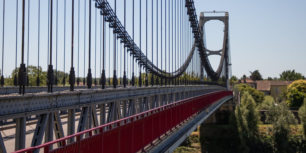 Le pont du Rouergue à La Réole, en Gironde.