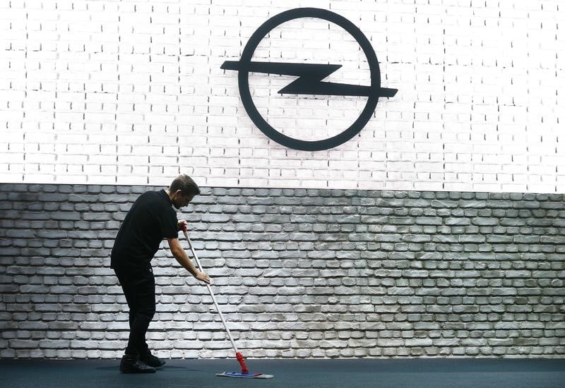Psa veut reduire le nombre de modeles opel