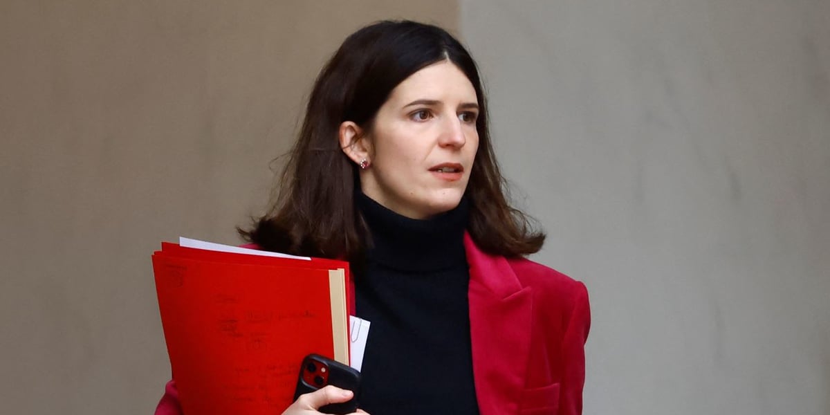 La ministre française chargée de l'Intelligence artificielle, Clara Chappaz, à l'issue du Conseil des ministres, le 15 janvier 2025.