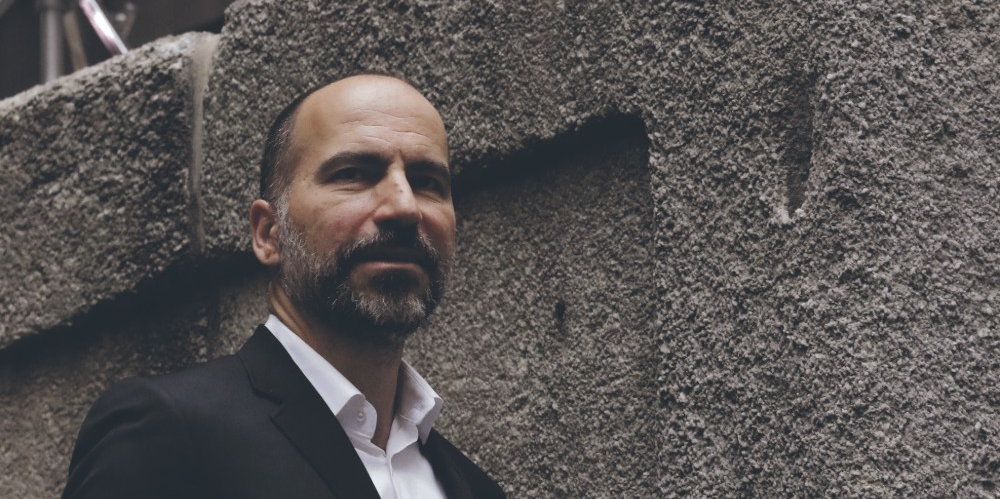Dara Khosrowshahi veut transformer Uber en application facilitant les déplacements, au moyen de partenariats avec des loueurs de scooters, de trottinettes, de vélos ou de voitures.