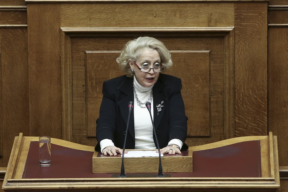 Un premier ministre de transition nomme en grece